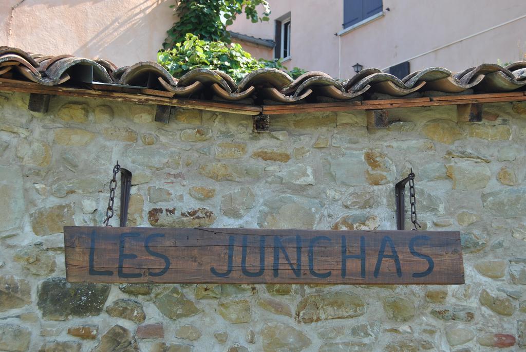 Chambre D'Hotes Les Junchas Bed & Breakfast Bourdeaux Exterior photo