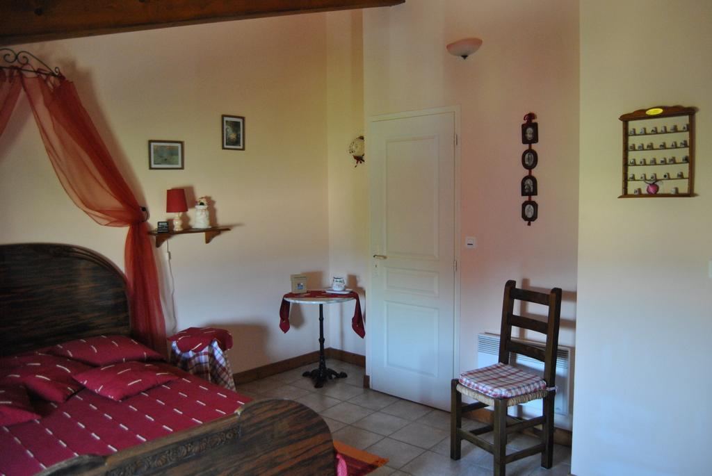 Chambre D'Hotes Les Junchas Bed & Breakfast Bourdeaux Room photo