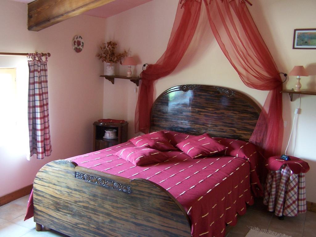 Chambre D'Hotes Les Junchas Bed & Breakfast Bourdeaux Room photo